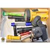 Image 1 : BOX WITH 14 FLASHLIGHTS - VARIOUS SIZES