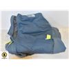 Image 1 : SIZE 2XL MENS NORTH FACE SUMMIT SERIES JACKET