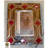 Image 1 : ANTIQUE APP 16X20 CARVED MIRROR