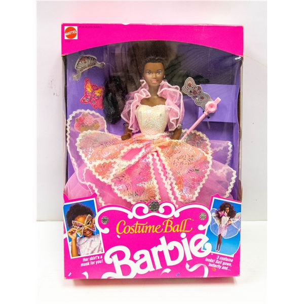 COSTUME BALL BARBIE