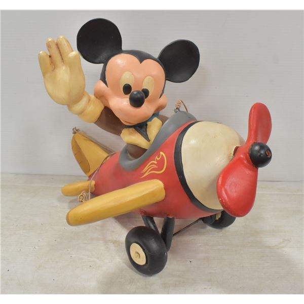 LARGE MICKEY MOUSE WAVE / HIGH FIVE HANGING PLANE