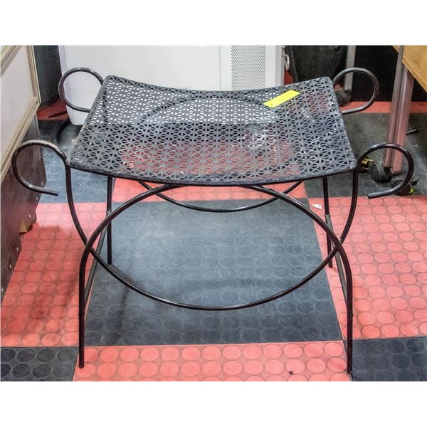 METAL DECORATIVE BENCH SEAT