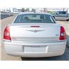 Image 5 : 2010 CHRYSLER 300 LIMITED SEDAN
