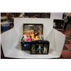 Image 1 : VINTAGE TRAVEL CASE FULL OF OLD BARBIES & DOLL SET