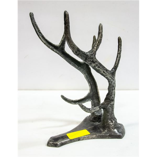 CAST METAL FAUX MOUNTED DEER ANTLERS