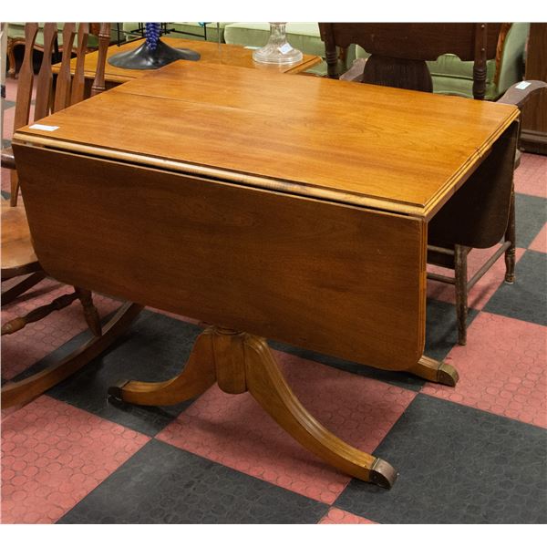 ANTIQUE WOOD DROPLEAF DINNING TABLE