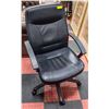 Image 1 : LEATHER LOUNGE/OFFICE CHAIR ON CASTORS W/ 5 LEGS