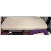 Image 1 : ELECTRIC MASSAGE TABLE- CREAM