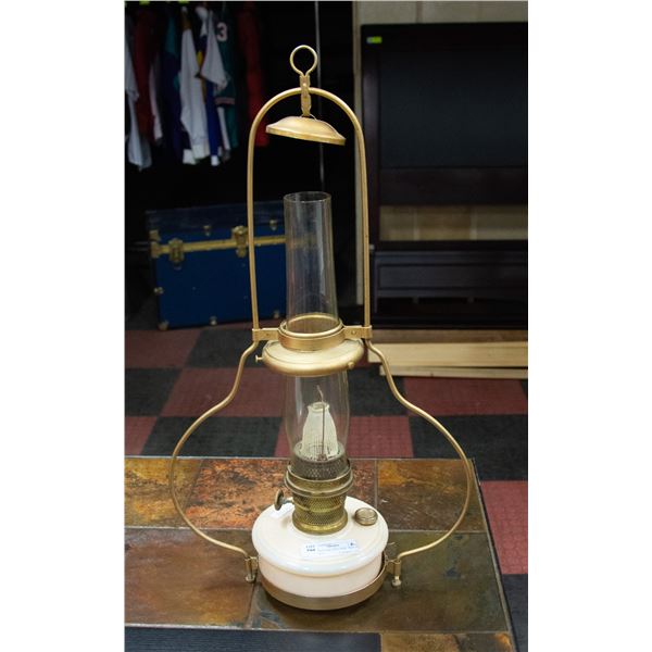 ALLADIN COAL OIL LAMP - METAL HANGING