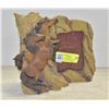 Image 1 : DECORATIVE HORSE PICTURE FRAME & CANDLE HOLDER