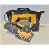 Image 1 : DEWALT ORBITAL SANDER