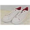 Image 1 : FLOOR MODEL LEVIS VERNON SPORT SNEAKERS SIZE 11