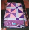 Image 1 : VINTAGE PINK & PUPRLE PATCHWORK QUILT DOUBLE SIZE