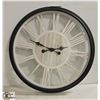 Image 1 : SHOWHOME WALL CLOCK