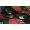 Image 1 : LOT OF 2 SLOW COOKERS - LARGE AND MEDIUM SIZES