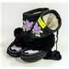 Image 1 : BLACK MUKLUKS WITH MAUVE BEADED FLOWERS