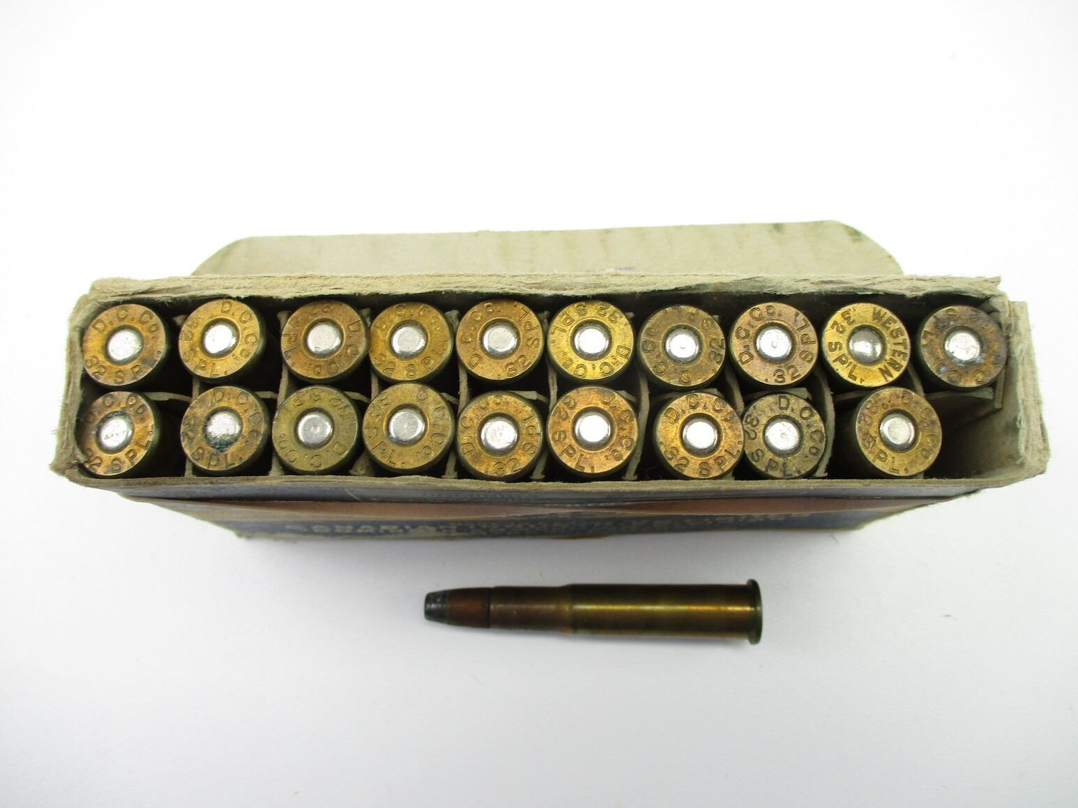 COLLECTIBLE DOMINION .32 SPECIAL AMMO