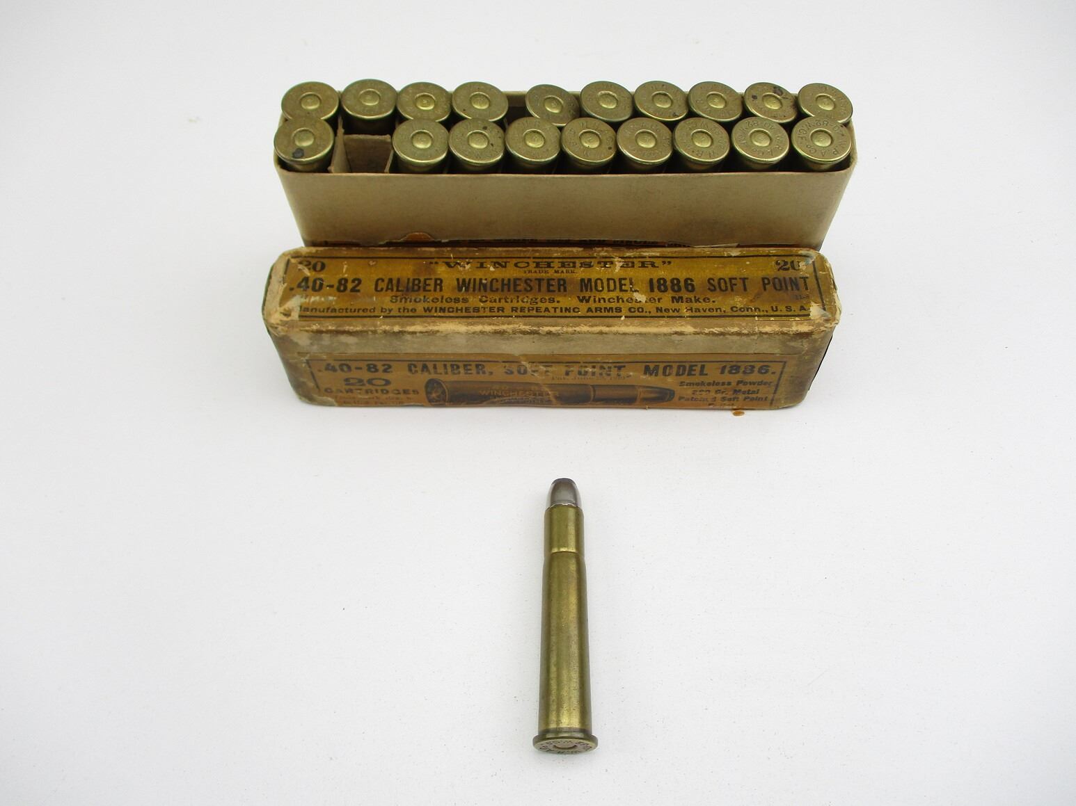 COLLECTIBLE WINCHESTER .40-82 WCF AMMO - Switzer's Auction & Appraisal ...