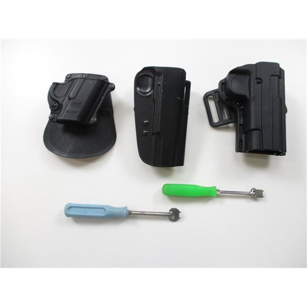 ASSORTED 1911 A1 PISTOL HOLSTERS