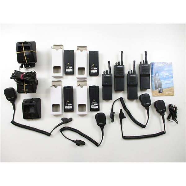 MOTOROLA HT-1000 PORTABLE RADIOS LOT