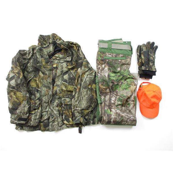 ASSORTED HUNTING CLOTHING