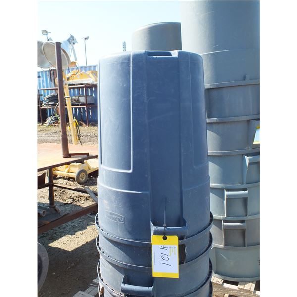 Rubbermaid Garbage Cans