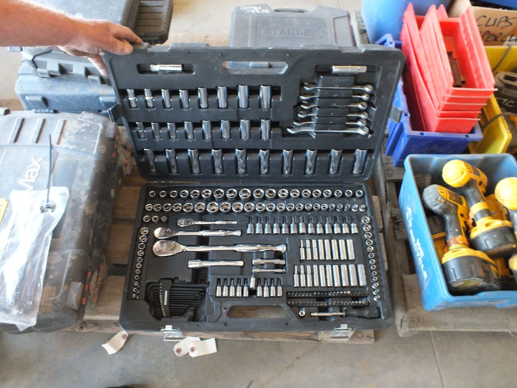 Maximum Socket Set