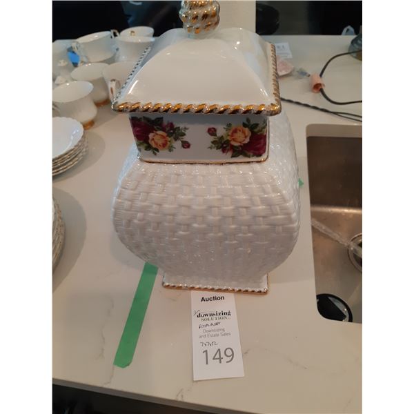 Royal Albert Old Country Roses Cookie Jar A