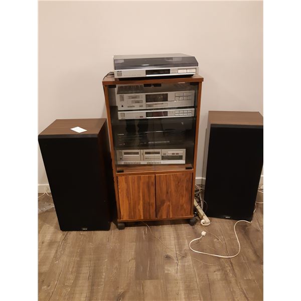 AKai, Pioneer Stereo Cat B