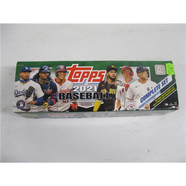 BOX OF TOPPS 2021 BASEBALL CARDS