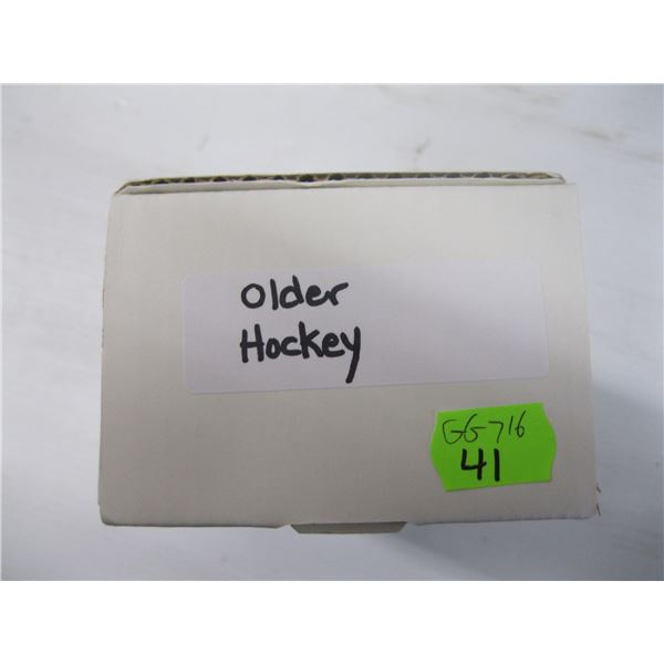 BOX W/OLDER HOCKEY CARDS