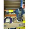Image 1 : DISCMAN & VINTAGE KODAK CAMERA & A MAGICMATIC CAMERA W/FLASHBULBS IN CASE