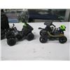 Image 3 : PLASTIC TANK & 2 PLASTIC ATV TOYS