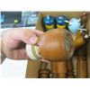 Image 2 : BOX W/RETRO WOODEN SALT & PEPPER SHAKERS/GRINDERS