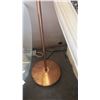 Image 3 : ANTIQUE FLOOR LAMP