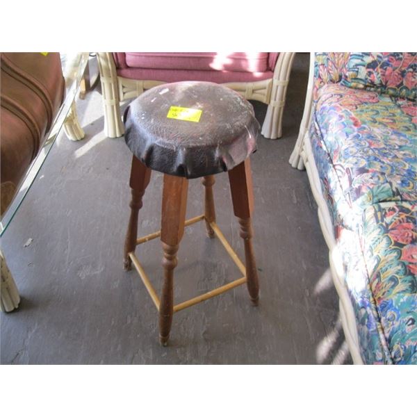 WOODEN PADDED TOP STOOL