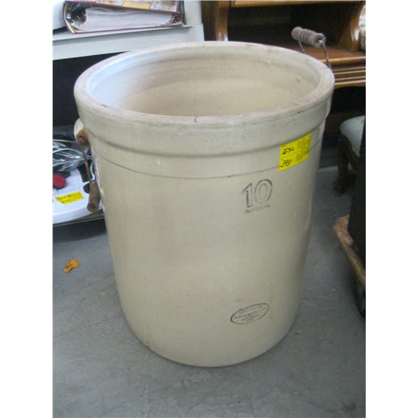 10 GALLON MEDALTA CROCK