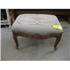 Image 1 : SM ANTIQUE STOOL