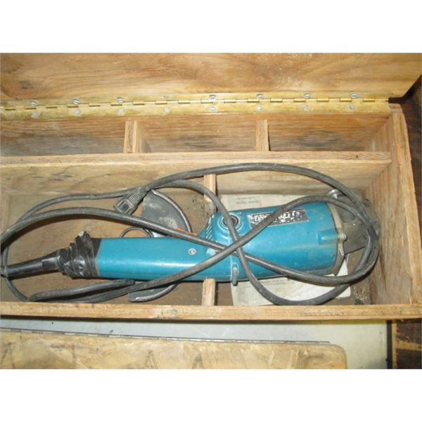 MAKITA 5" ANGLE GRINDER