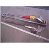 Image 1 : TILE CUTTER