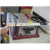 Image 1 : DELTA 10" TABLESAW
