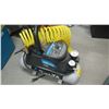 Image 1 : SM DELTA AIR COMPRESSOR W/HOSE