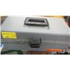 Image 1 : GRAY TOOLBOX W/WILKERSON AIRLINE WATER FILTER