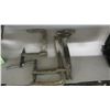 Image 1 : 2 HEAVY DUTY WELDING CLAMPS & A PRY BAR RIPPER