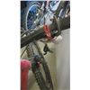 Image 9 : SPECIALIZED DOWNHILL MOUNTAIN BIKE, BROKEN BRAKE LEVER