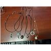 Image 1 : 6 NECKLACES