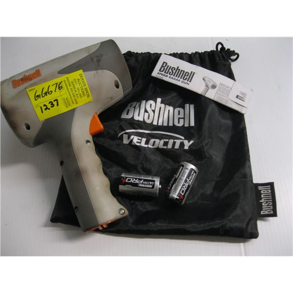 BUSHNELL VELOCITY SPEED GUN