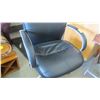 Image 2 : LEATHER LOOK ADJUSTABLE OFFICE CHAIR