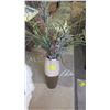 Image 1 : CERAMIC VASE.