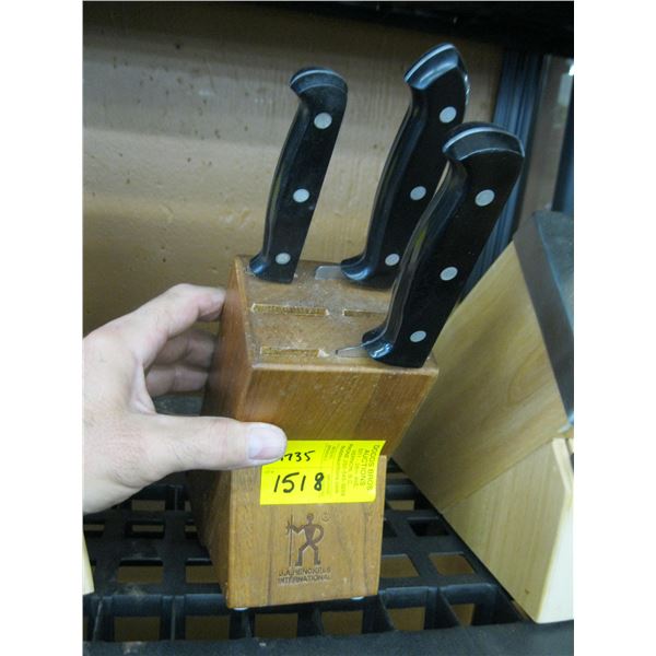 KNIFE BLOCK WITH KNIVES